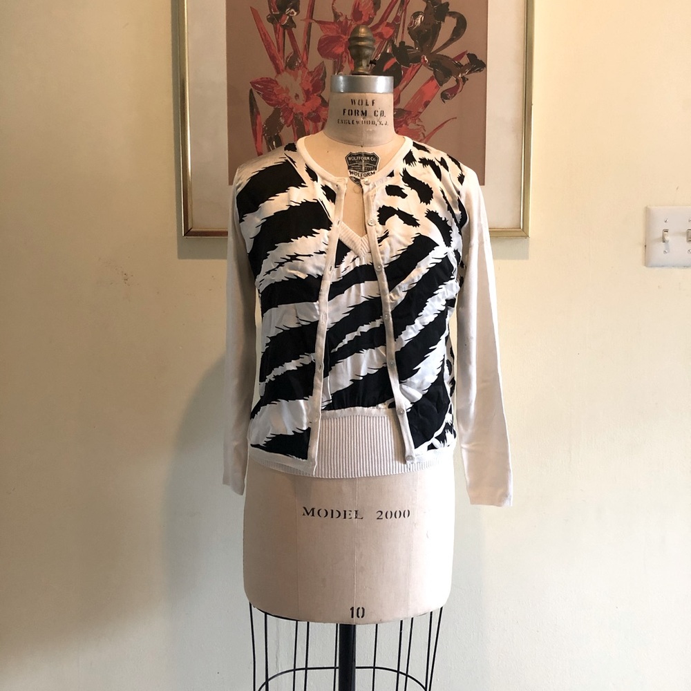 Spring silk top set. 2 sets $15, 1 set $10, NWT